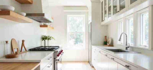 15 Secrets to Making Your Galley Kitchen Seem Spacious, Concept art for illustrative purpose, tags: küchenzeile einen hellen, funktionalen - Monok